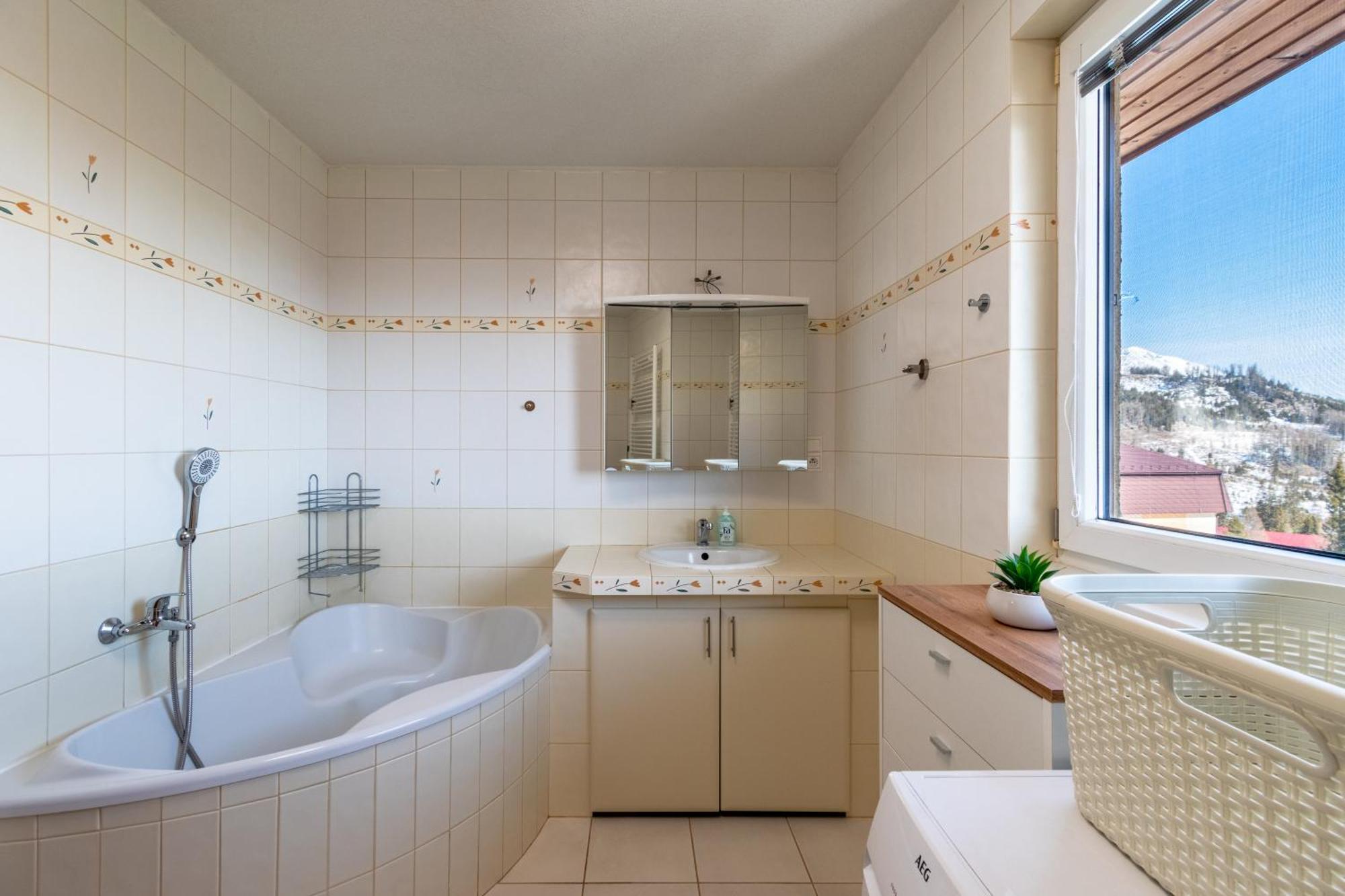 Sherpa'S Hostel High Tatras Strbske Pleso Bagian luar foto
